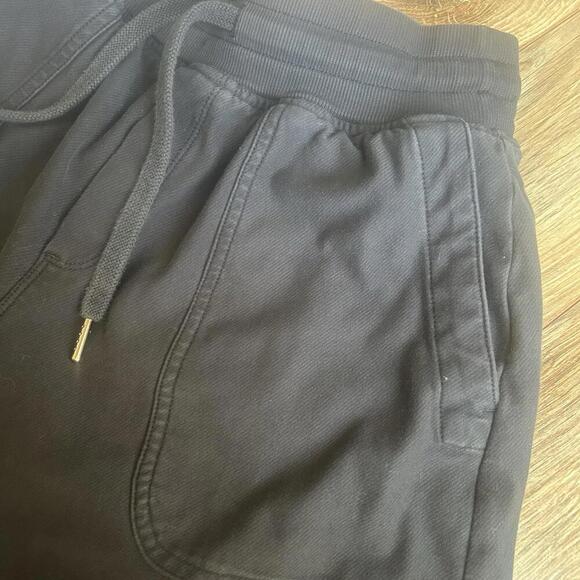 Athleta Farallon Midi Shorts Women's Size XXSmall Navy Drawstring Pockets Active - Picture 3 of 6